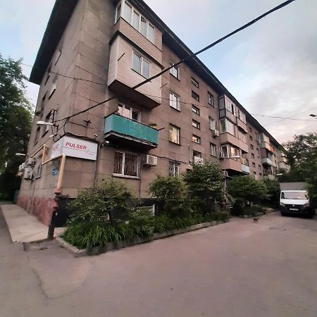 Центр Города. Almaty Esterno foto